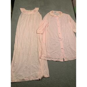 Vintage Aristocraft Gown & Robe Pink Nylon‎ Pullover Embroidered Soft Medium M